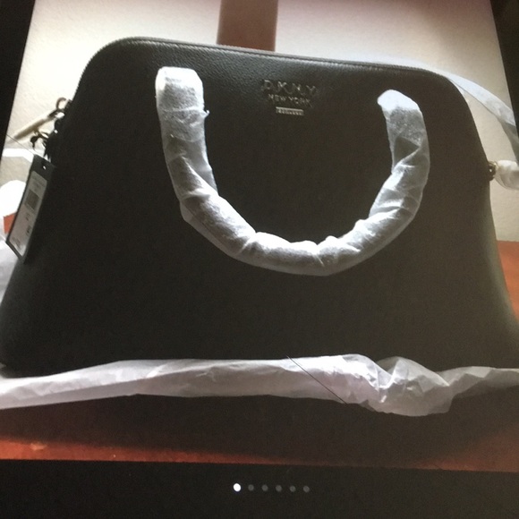 Dkny Handbags - 🆕 NWT DKNY BAG